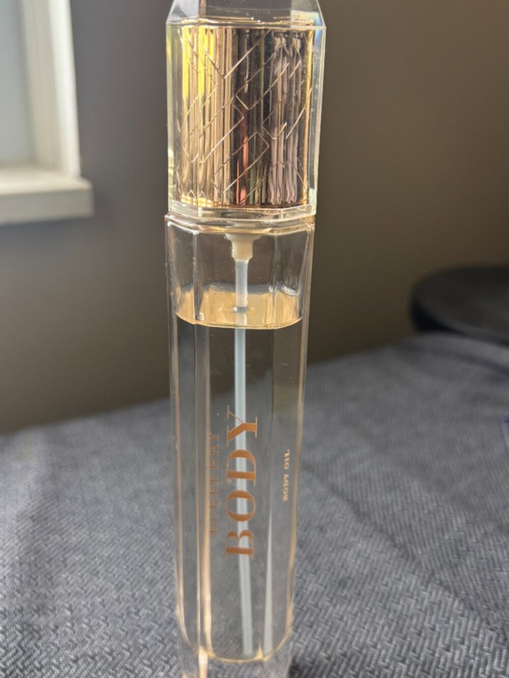 Burberry Body Oil 2.8 oz (85 ml) Discontinued Rare 85-90% full. Authentic - Picture 10 of 10
